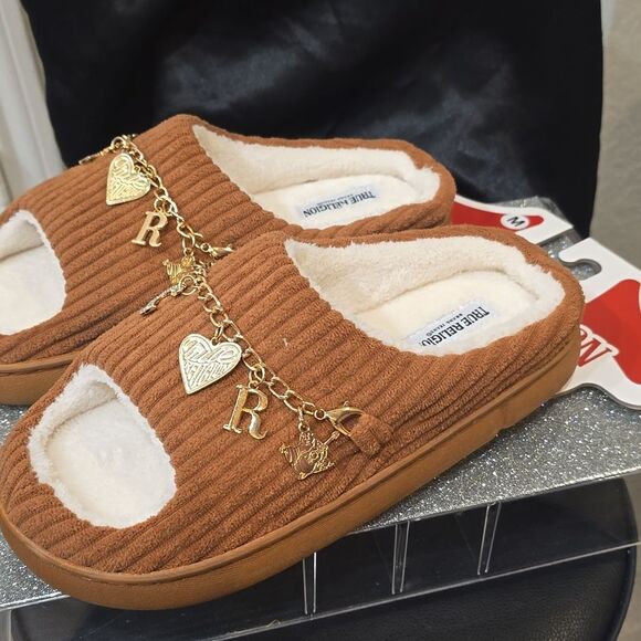 True Religion Logo Charms Indoor/Outdoor Memory Foam Slippers - Picture 4 of 9
